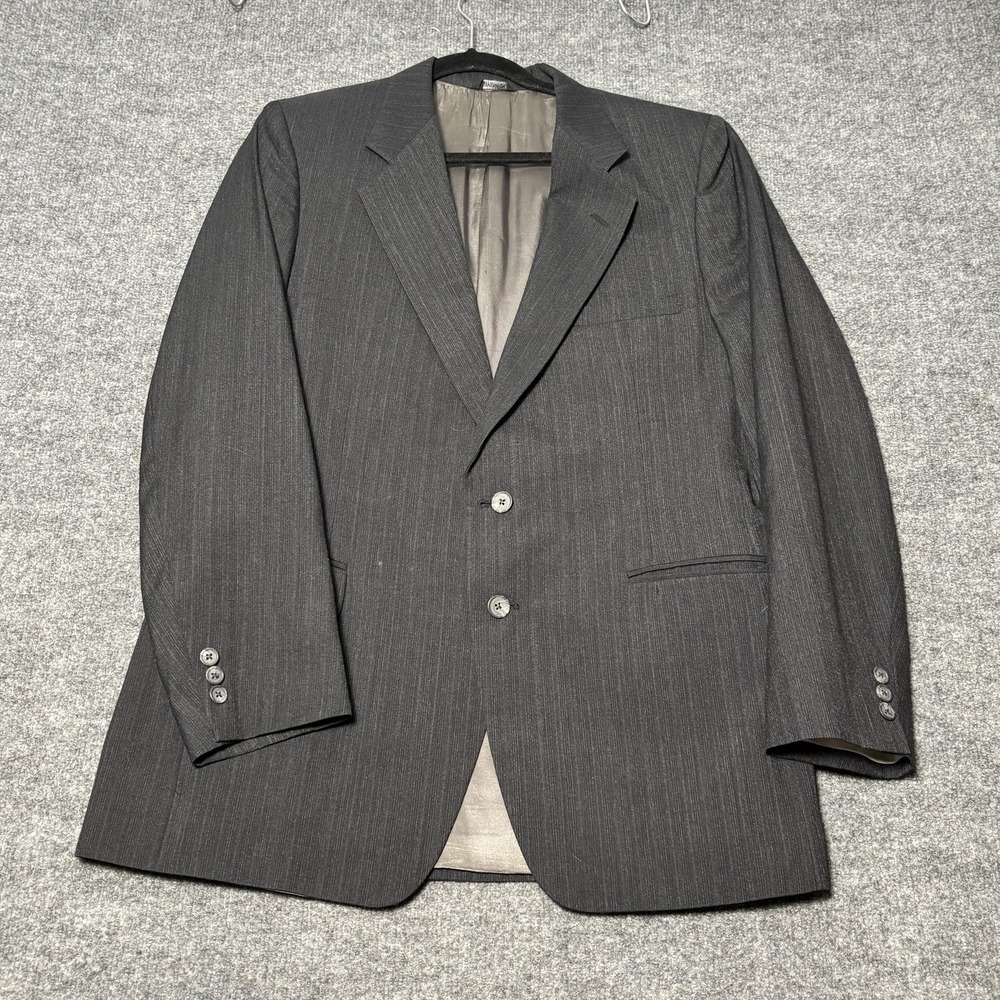 Givenchy Blazer Mens 42‎ Gray Pinstripe Suit Jacket 2 Button Chequers Gentleman